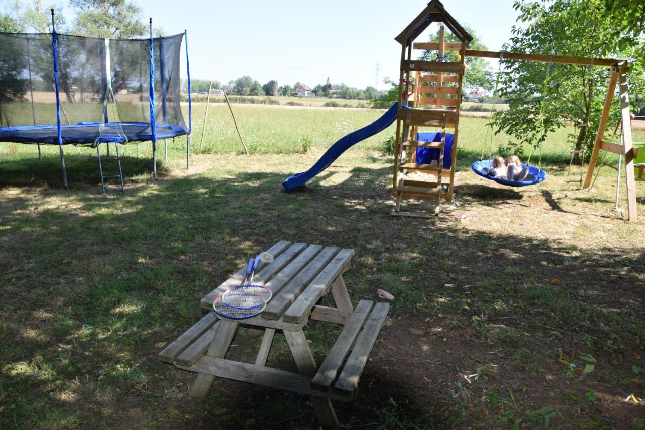 Domaine Moulin De Quincenat Apartman Champagnat  Kültér fotó